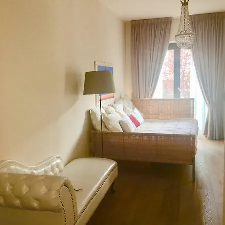 Sarina * Milano